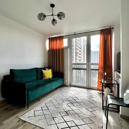 Mirovski Apartment Варшава Екстериор снимка