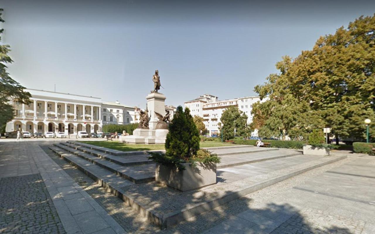 Mirovski Apartment Варшава Екстериор снимка